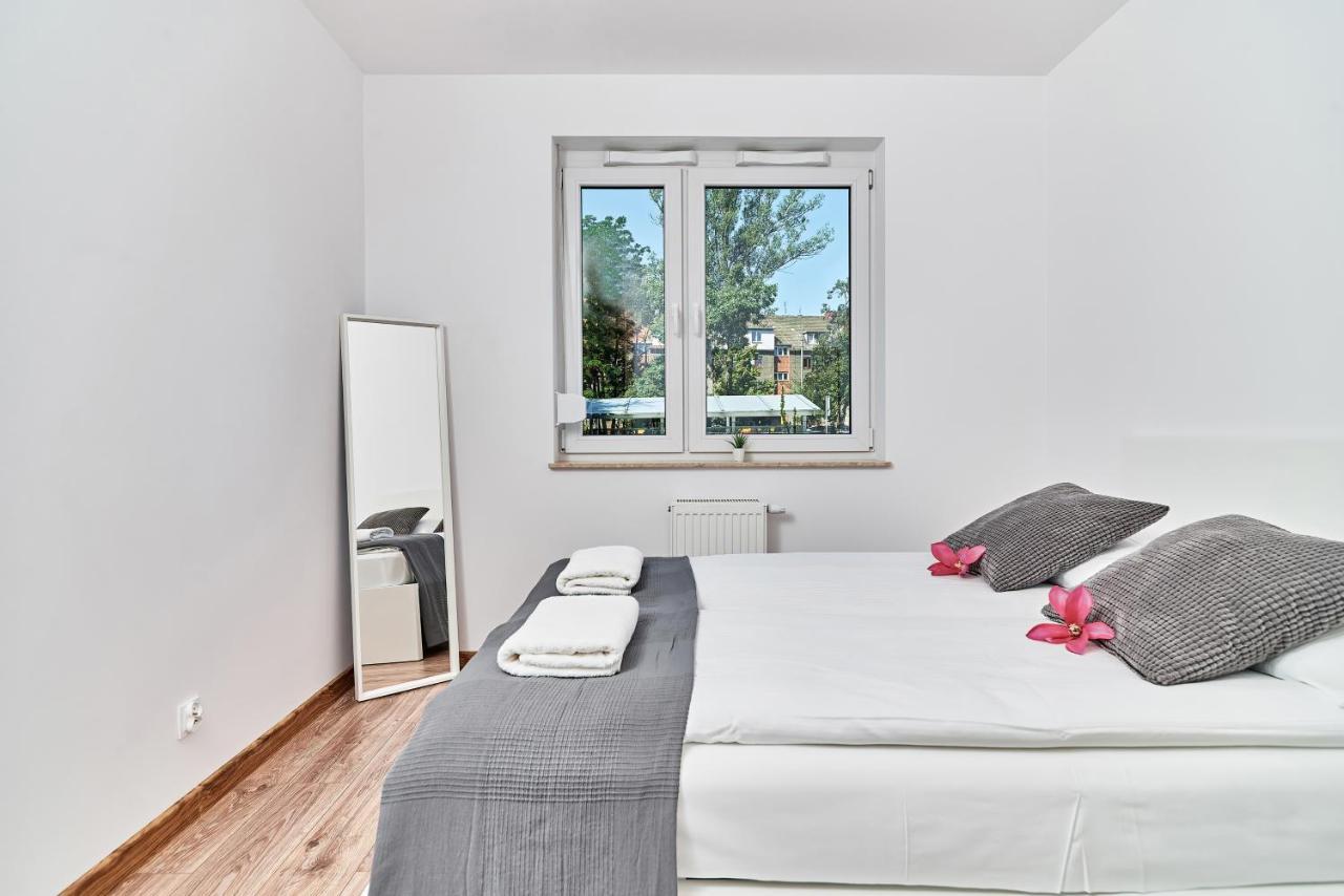 Modern Apartments Wroclaw By Renters Exterior photo