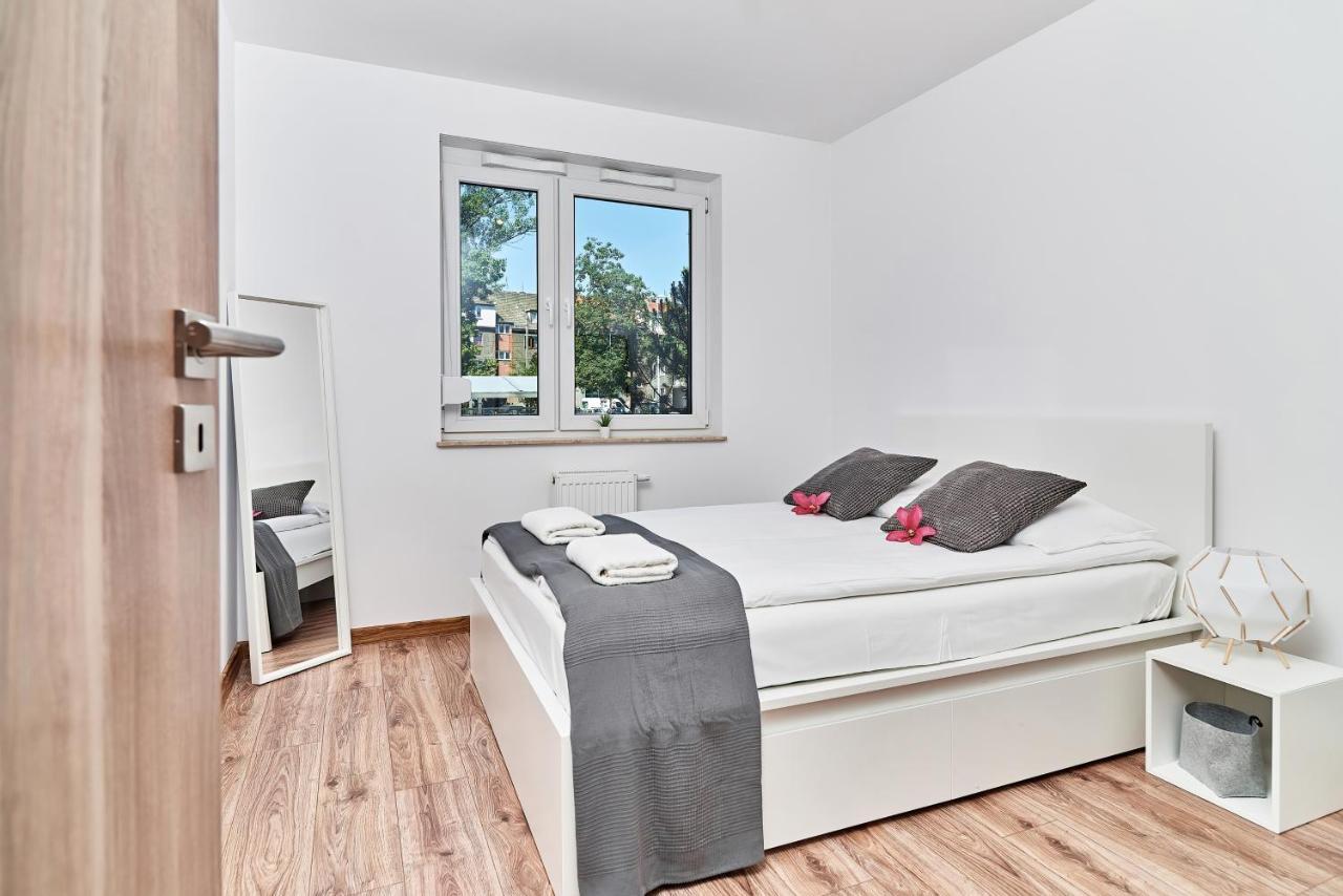 Modern Apartments Wroclaw By Renters Exterior photo