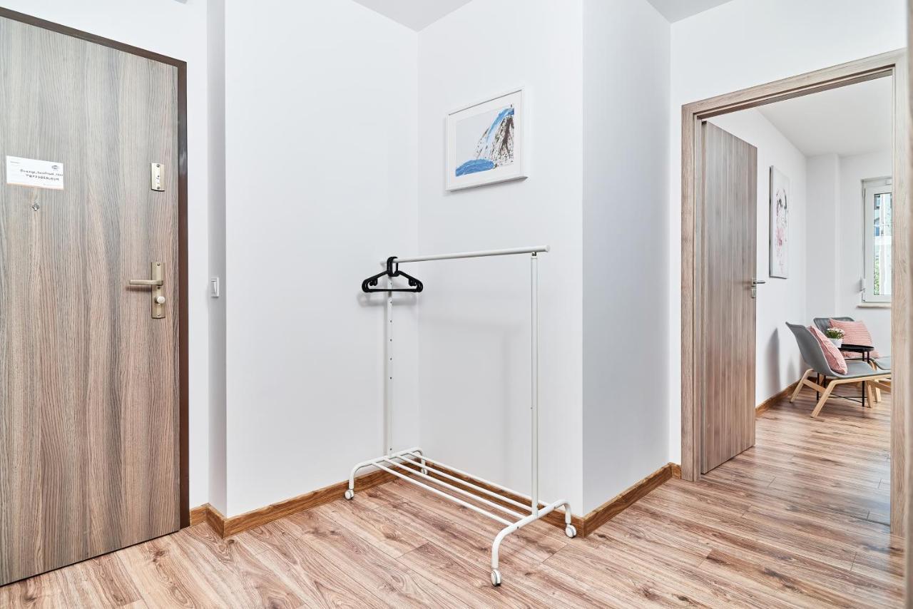 Modern Apartments Wroclaw By Renters Exterior photo