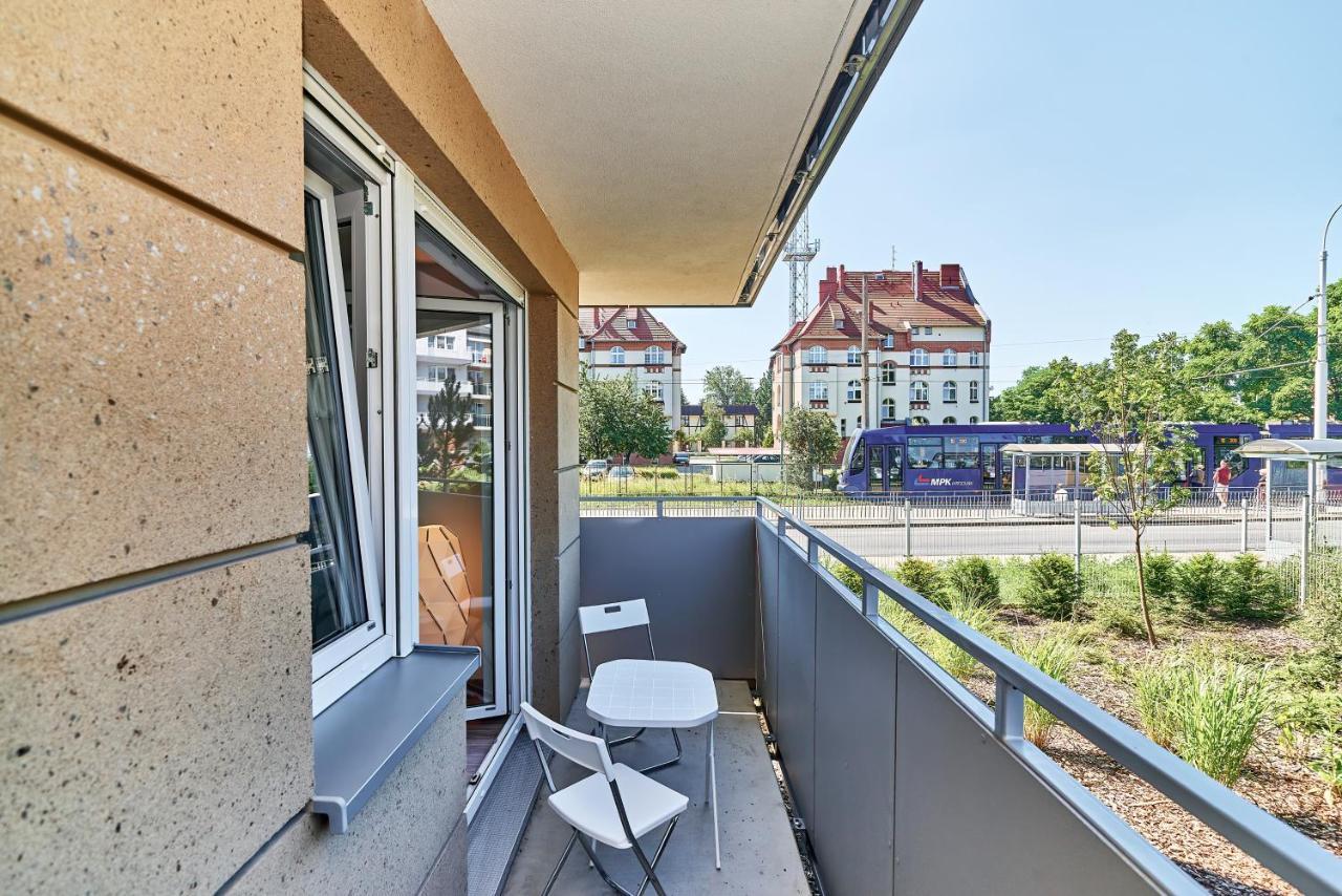 Modern Apartments Wroclaw By Renters Exterior photo